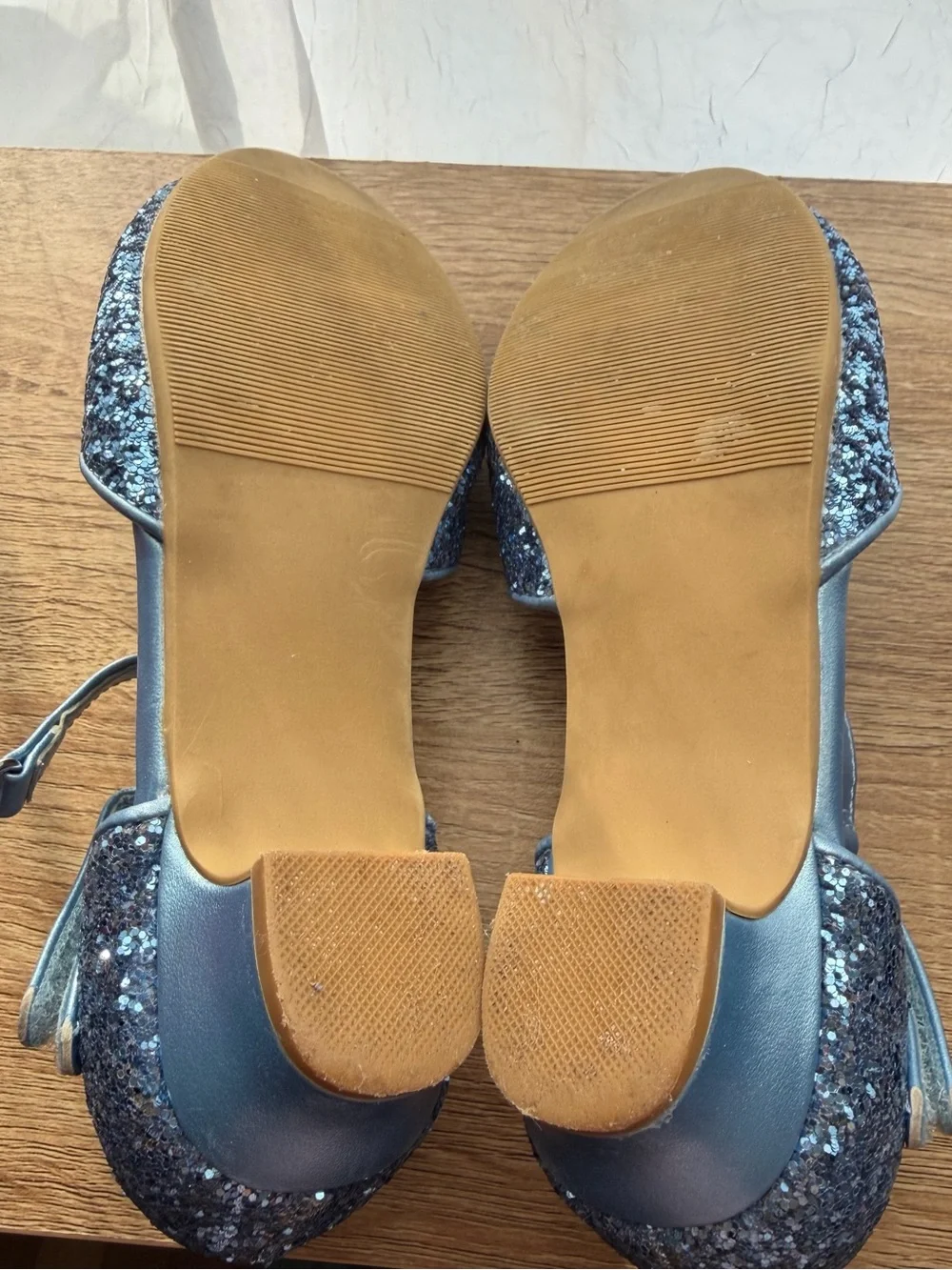 H&M Girls Glitter Elsa Dress Shoes in Light Blue size 13.5